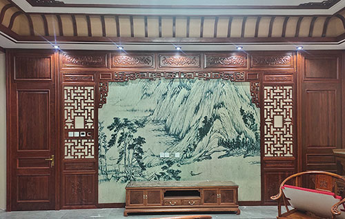 碧江中式仿古别墅客厅背景墙花格木作装饰